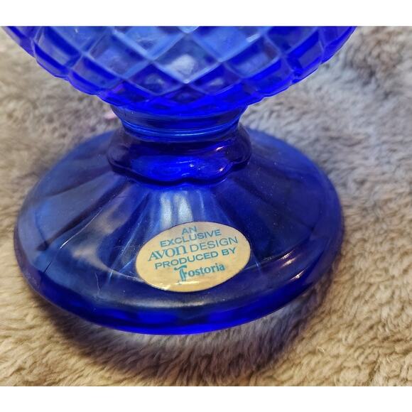 Vintage 1976 Avon Fostoria Blue Glass Commemorative Footed Creamer Pitcher - Picture 4 of 9